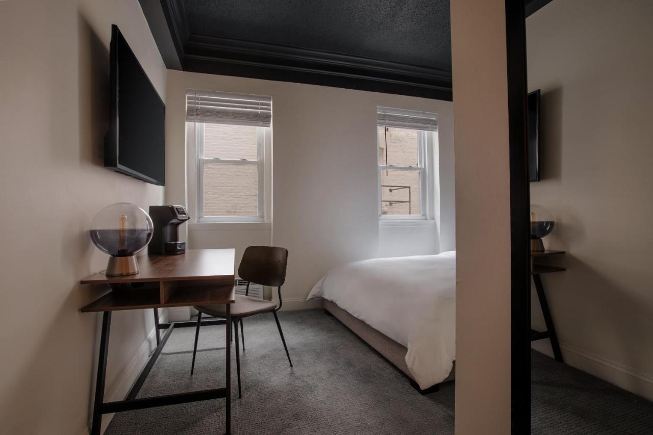 Dupont Circle Embassy Inn By Found Washington Bagian luar foto